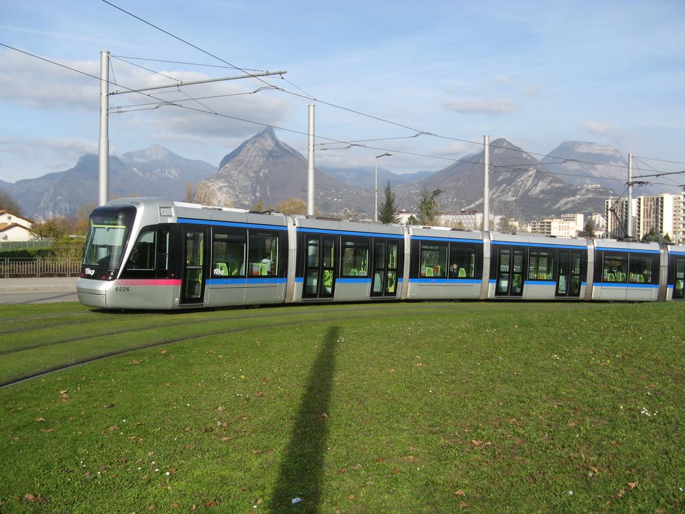 www.hpke.de/busforum/20151114_133016_IMG_3987.jpg