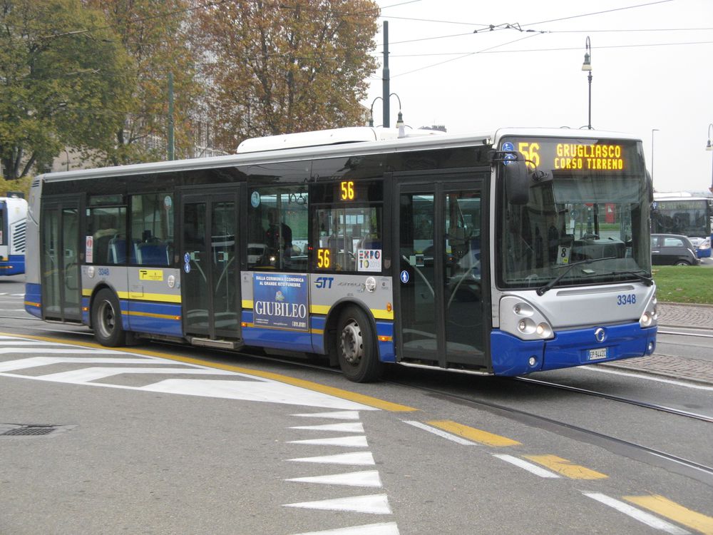 www.hpke.de/busforum/20151117_091507_IMG_4169.jpg
