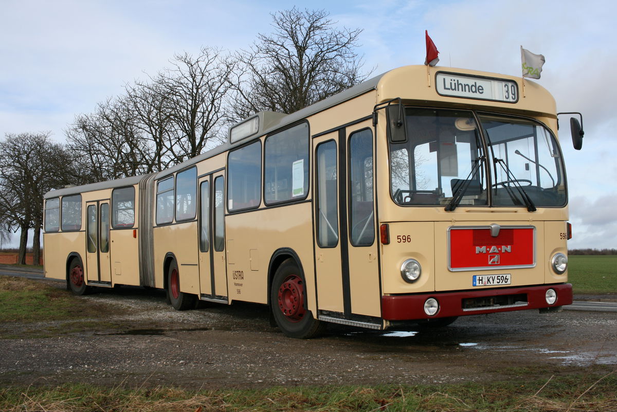 www.hpke.de/busforum/20170114_123533_IMG_9927.jpg