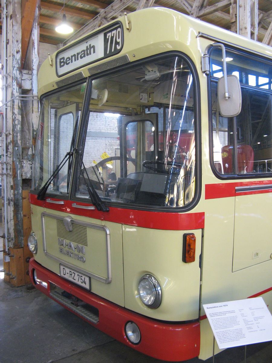 www.hpke.de/busforum/IMG_3135.jpg