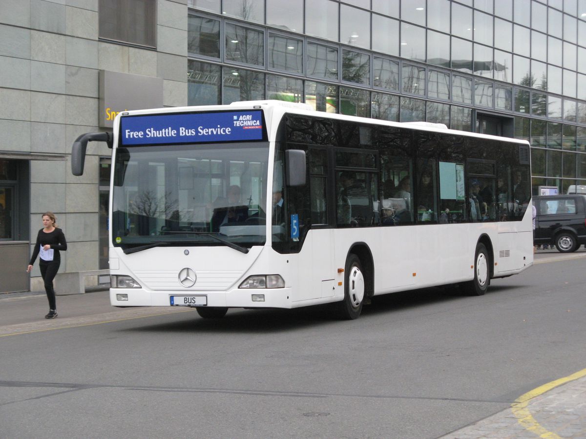 www.hpke.de/busforum/IMG_3756.jpg