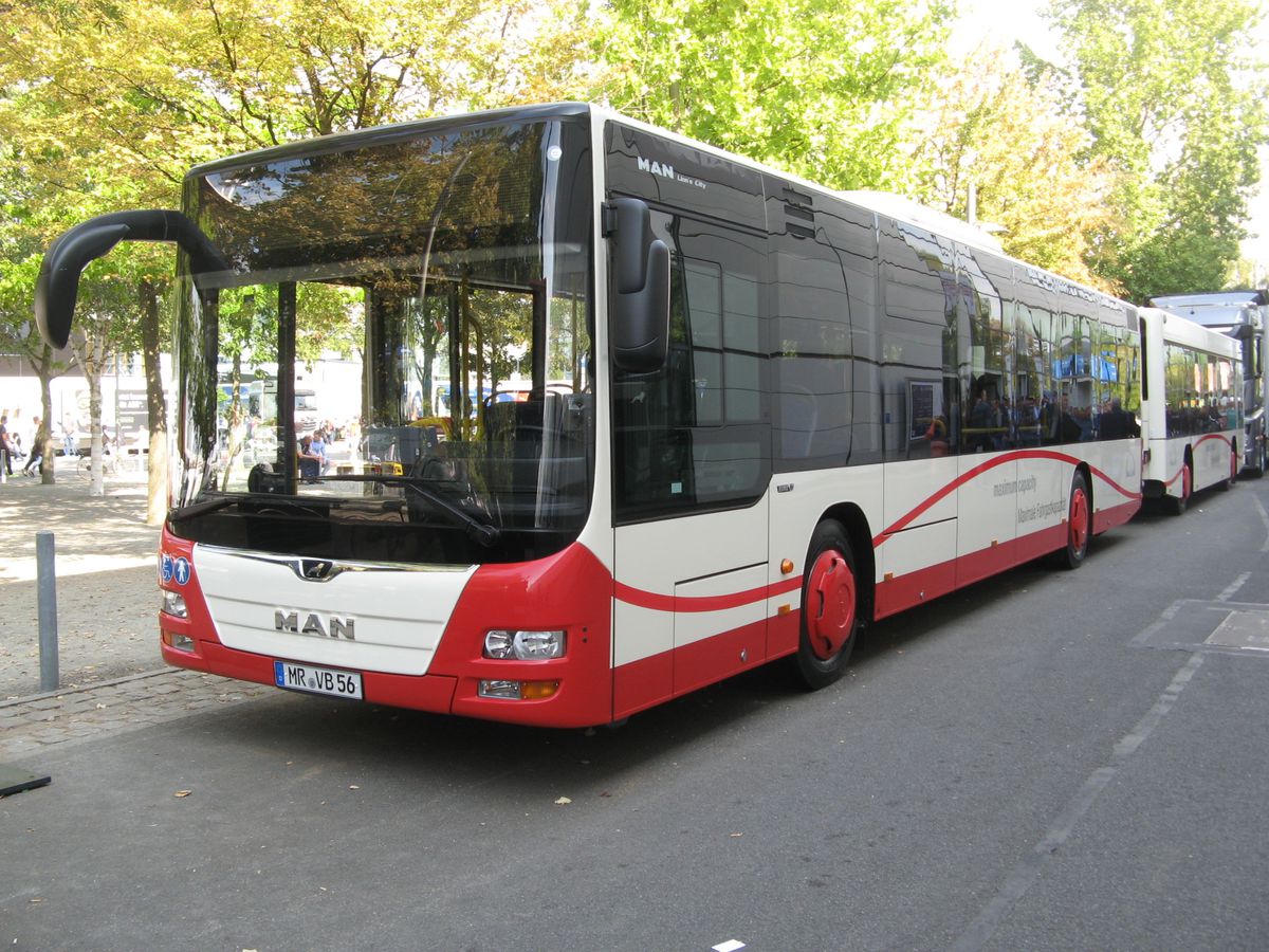 www.hpke.de/busforum/IMG_8013.jpg