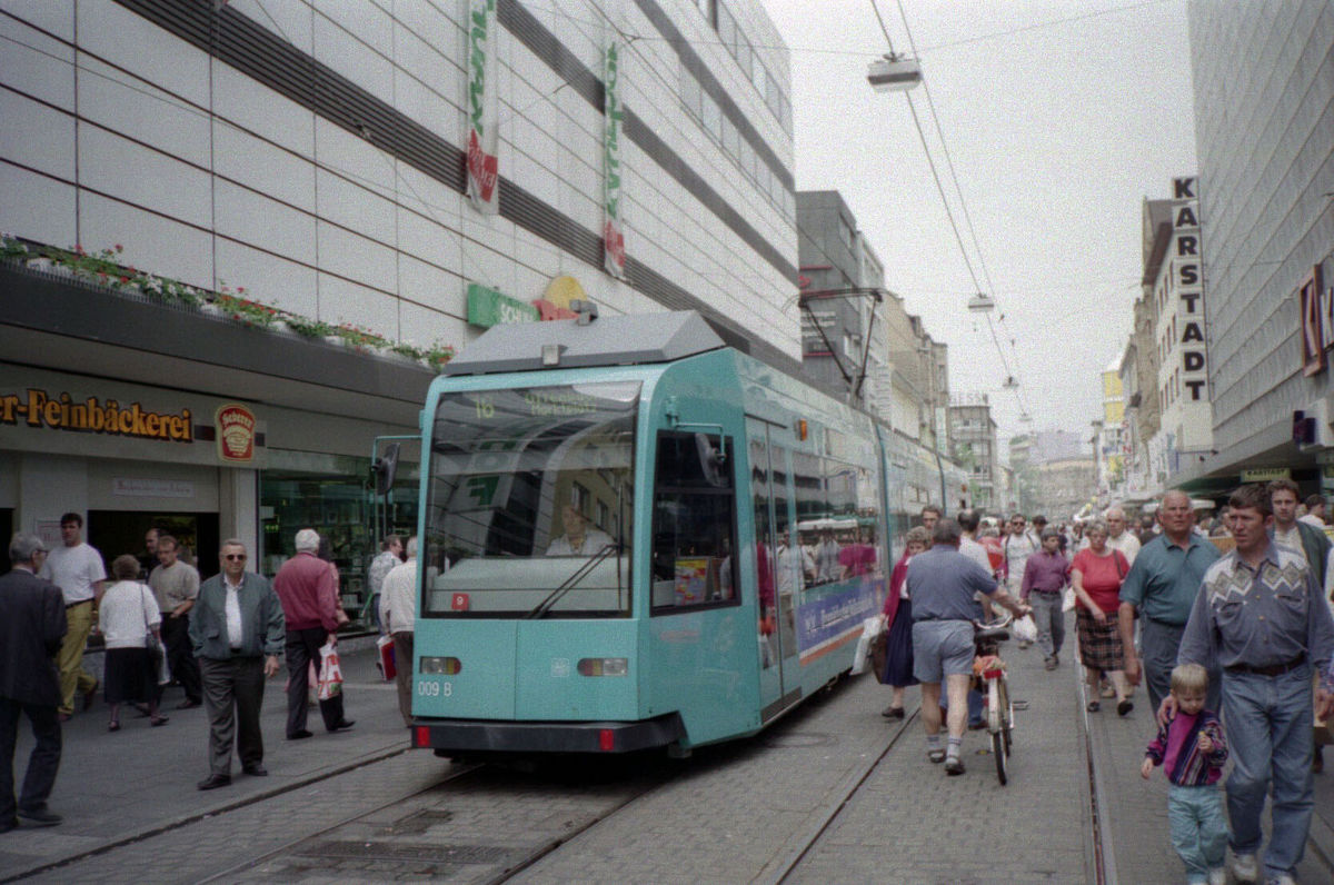 www.hpke.de/busforum/Scan-140729-0018.jpg
